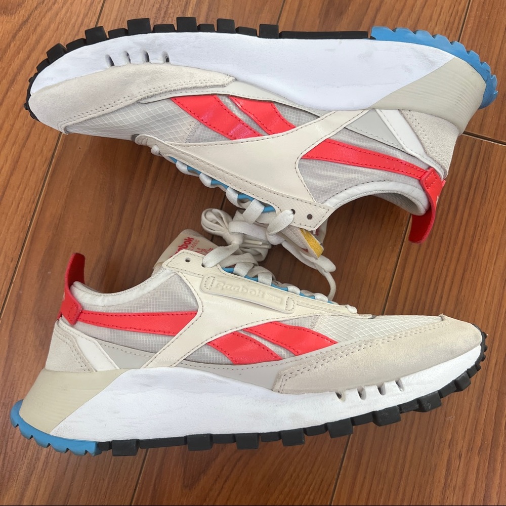 Reebok Classic Leather Legacy Sneakers 6W